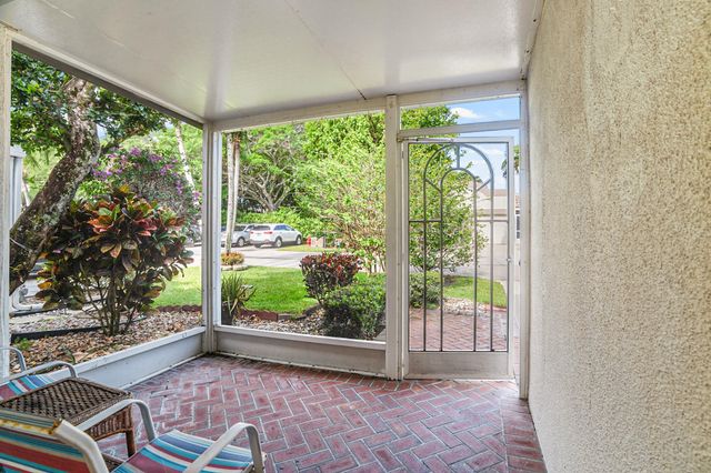 18900 Stewart Circle 7, Boca Raton, FL 33496