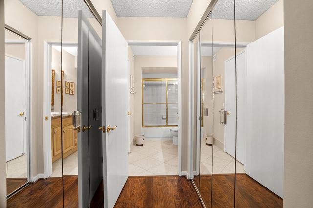 18900 Stewart Circle 7, Boca Raton, FL 33496