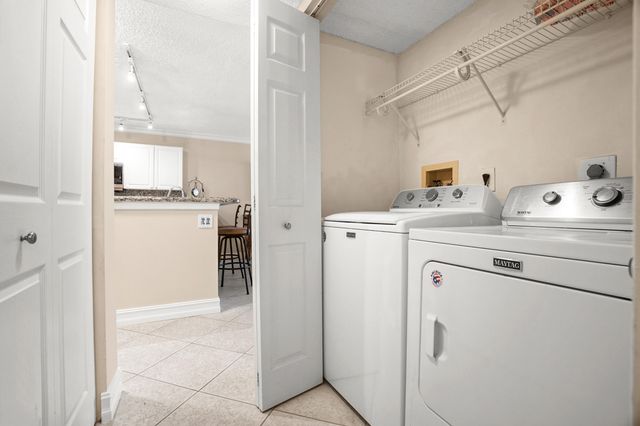 18900 Stewart Circle 7, Boca Raton, FL 33496