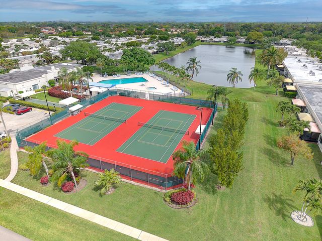 18900 Stewart Circle 7, Boca Raton, FL 33496