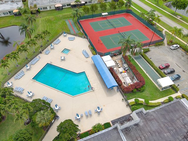 18900 Stewart Circle 7, Boca Raton, FL 33496