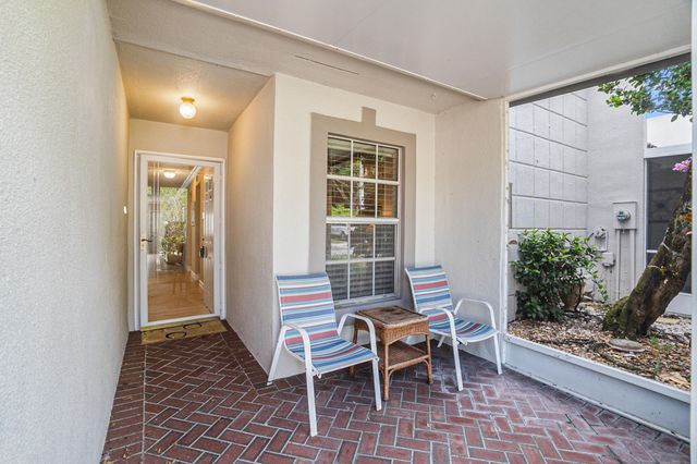 18900 Stewart Circle 7, Boca Raton, FL 33496