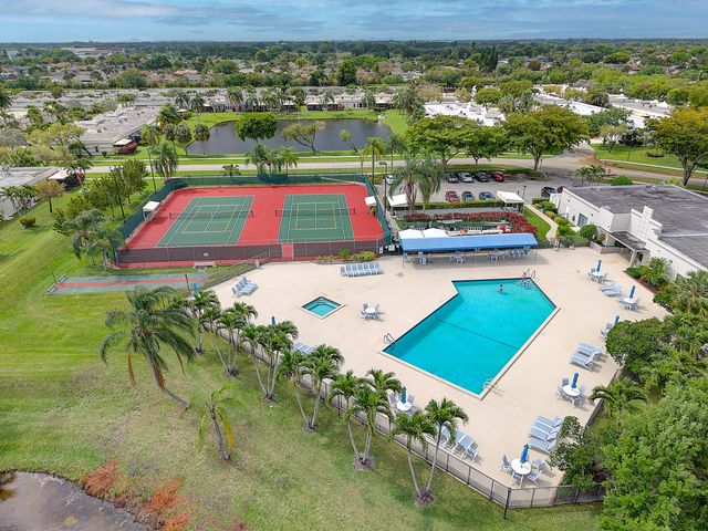 18900 Stewart Circle 7, Boca Raton, FL 33496