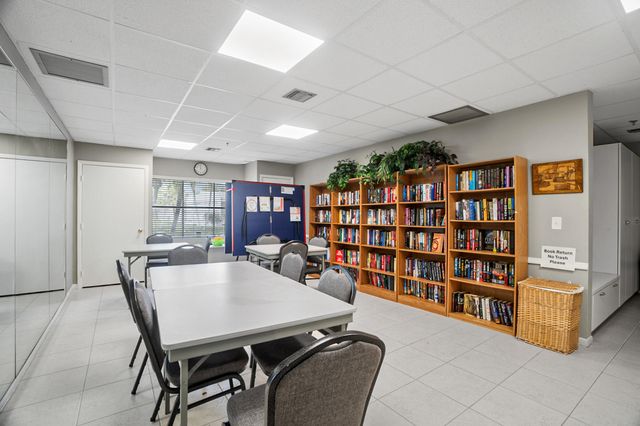 18900 Stewart Circle 7, Boca Raton, FL 33496