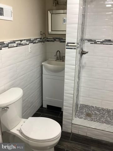 3027 SHANNON DR, Baltimore, MD 21213