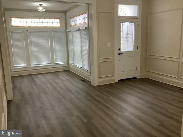 3027 SHANNON DR, Baltimore, MD 21213