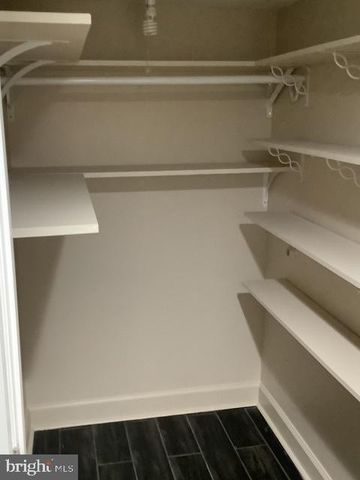 3027 SHANNON DR, Baltimore, MD 21213