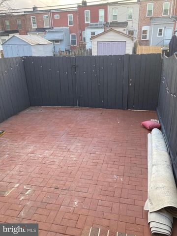 3027 SHANNON DR, Baltimore, MD 21213