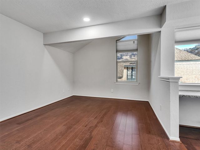 656 N Eldridge Parkway, Houston, TX 77079