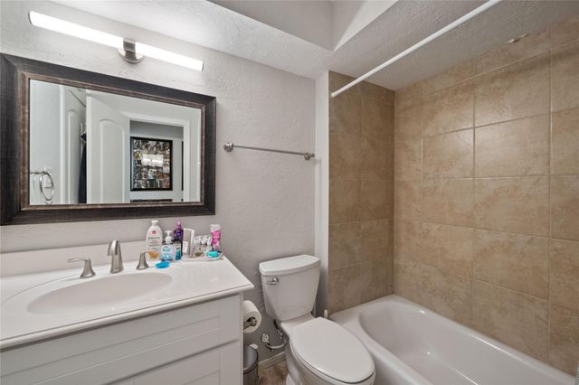 656 N Eldridge Parkway, Houston, TX 77079