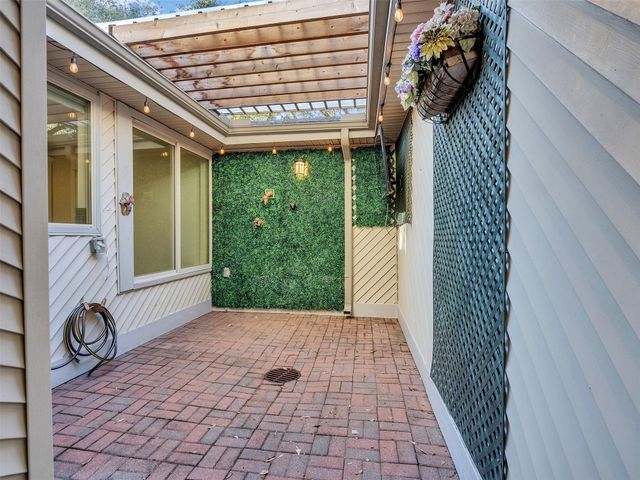 656 N Eldridge Parkway, Houston, TX 77079