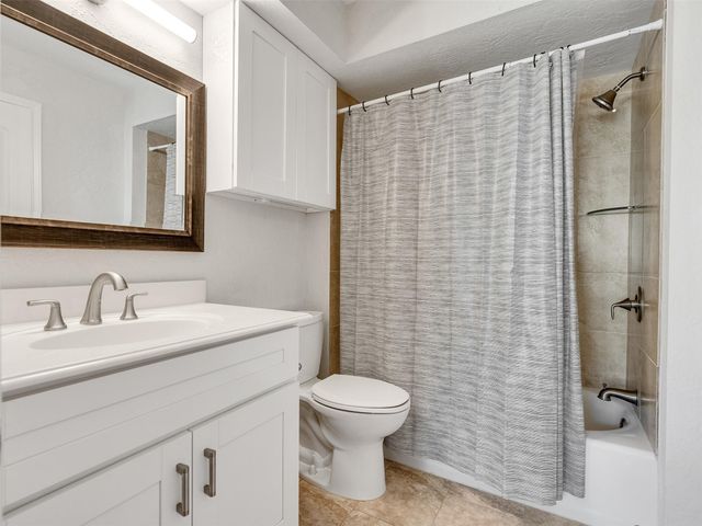 656 N Eldridge Parkway, Houston, TX 77079