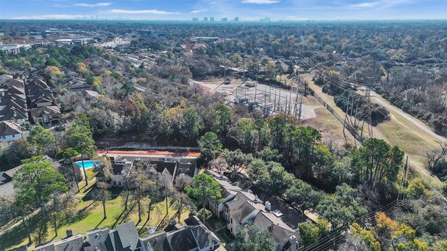 656 N Eldridge Parkway, Houston, TX 77079