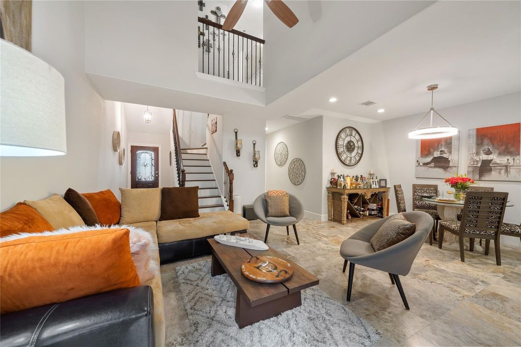 656 N Eldridge Parkway, Houston, TX 77079