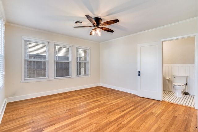 3728 Bunting Avenue, Fort Worth, TX 76107