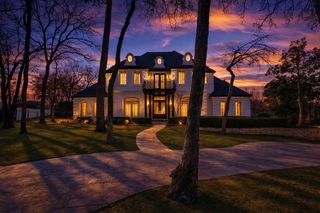 1804 Larkspur Court, Southlake, TX 76092