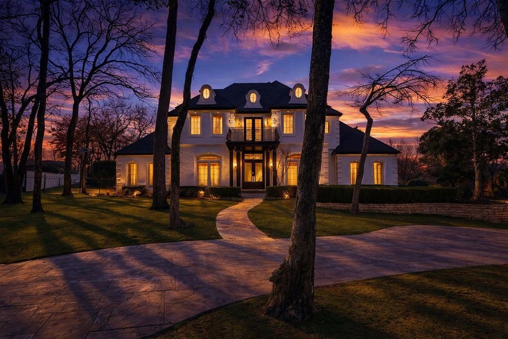1804 Larkspur Court, Southlake, TX 76092