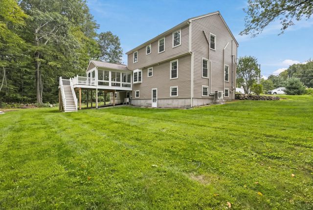 3 Wayside Ln, Acton, MA 01720
