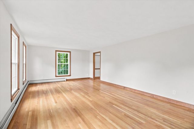 3 Wayside Ln, Acton, MA 01720