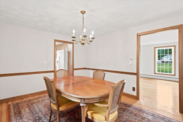 3 Wayside Ln, Acton, MA 01720