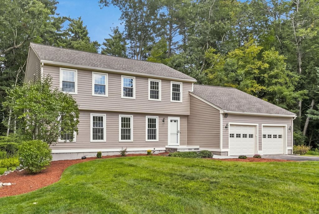 3 Wayside Ln, Acton, MA 01720
