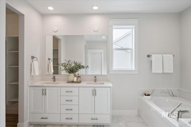 1924 W Arya St, Kuna, ID 83634