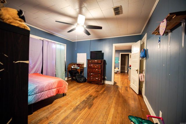 208 S Womble Ave, Camden, AR 71701