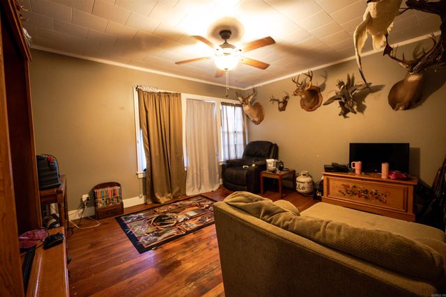 208 S Womble Ave, Camden, AR 71701