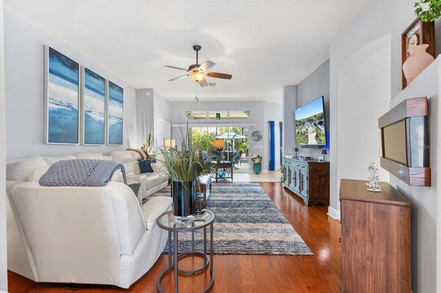 562 BRADFORD LOOP, The Villages, FL 32163