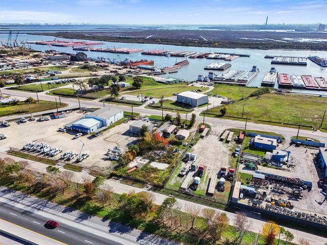 16935 Market Street, Channelview, TX 77530