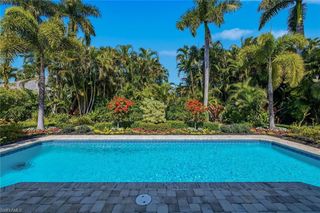517 Turtle Hatch LN, Naples, FL 34103
