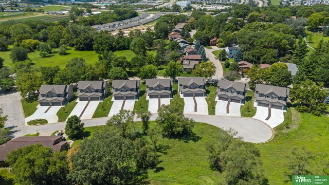 7122 N 79th Court, Omaha, NE 68122