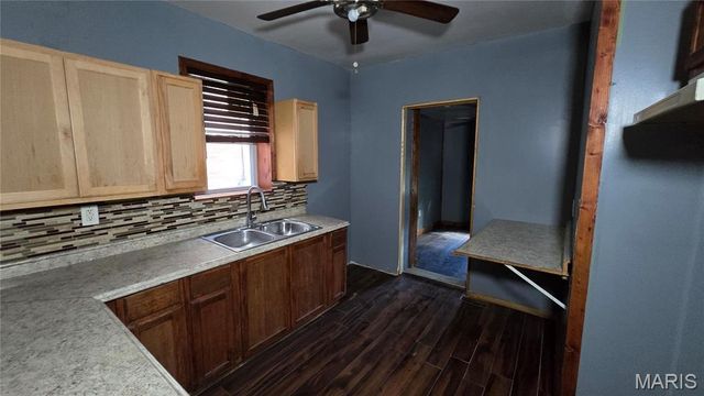 4236 W Aldine Avenue, St Louis, MO 63113