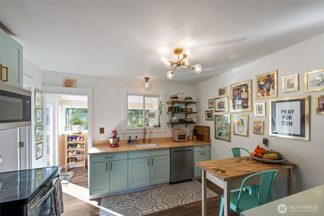 3421 SW Trenton Street, Seattle, WA 98126
