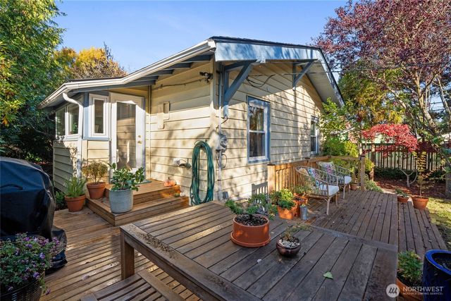 3421 SW Trenton Street, Seattle, WA 98126