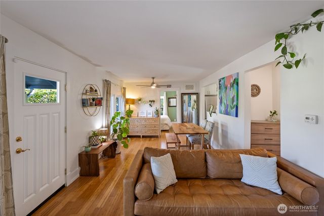 3421 SW Trenton Street, Seattle, WA 98126
