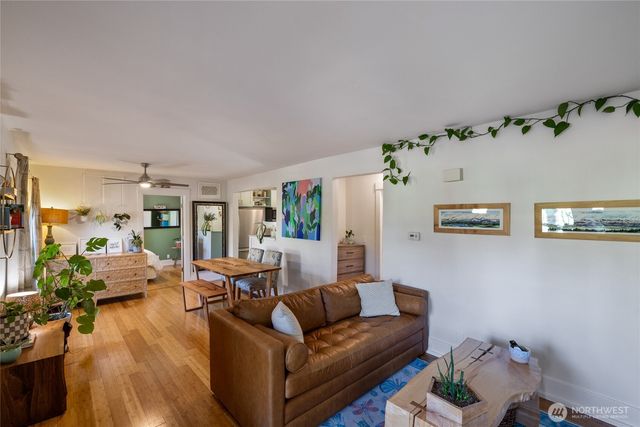 3421 SW Trenton Street, Seattle, WA 98126