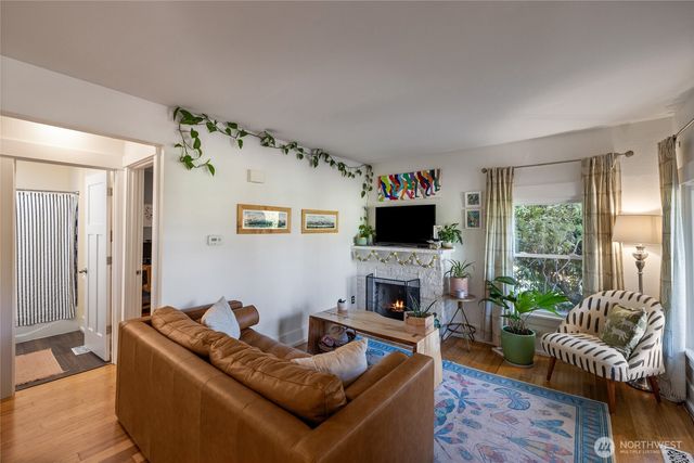 3421 SW Trenton Street, Seattle, WA 98126