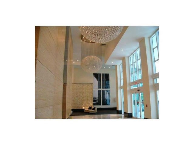 951 Brickell Avenue 701, Miami, FL 33131