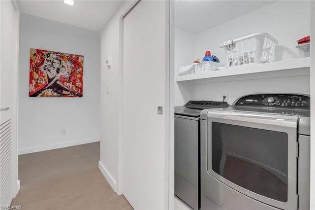5964 Pelican Bay BLVD 434, Naples, FL 34108