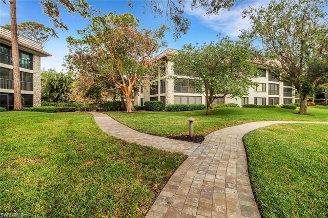 5964 Pelican Bay BLVD 434, Naples, FL 34108
