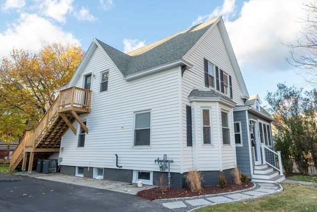 72 Florence St 2, Worcester, MA 01603
