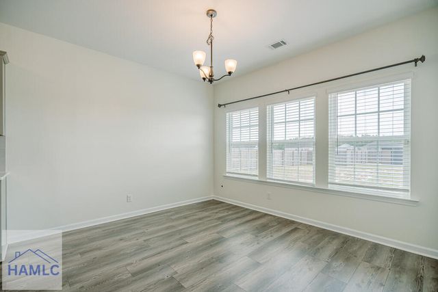 215 Deerfield Drive NE, Ludowici, GA 31316