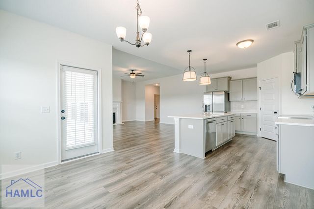215 Deerfield Drive NE, Ludowici, GA 31316