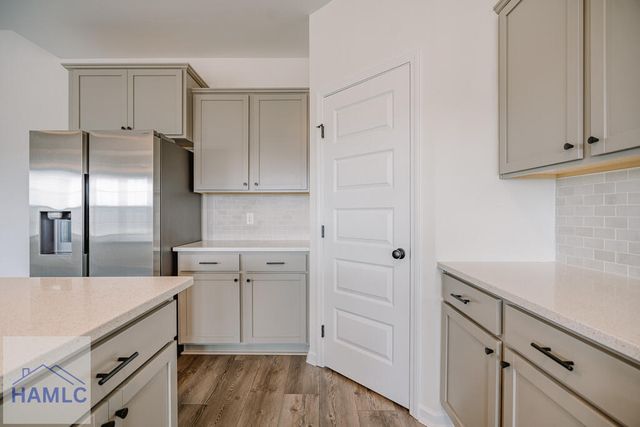 215 Deerfield Drive NE, Ludowici, GA 31316