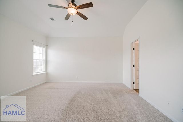 215 Deerfield Drive NE, Ludowici, GA 31316