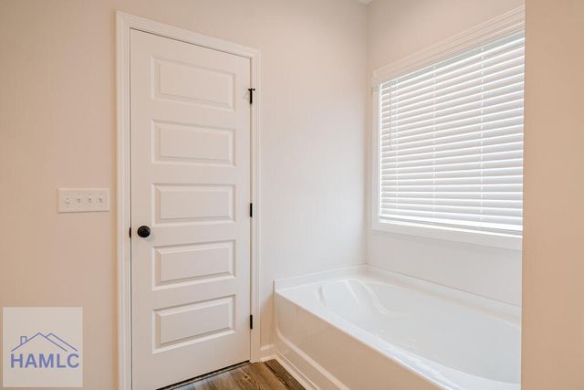 215 Deerfield Drive NE, Ludowici, GA 31316