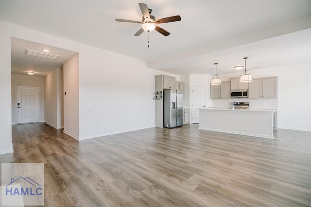 215 Deerfield Drive NE, Ludowici, GA 31316