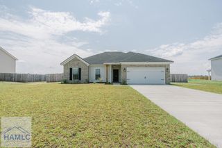 215 Deerfield Drive NE, Ludowici, GA 31316