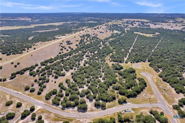 238 Rolling Hills Drive, Lampasas, TX 76550